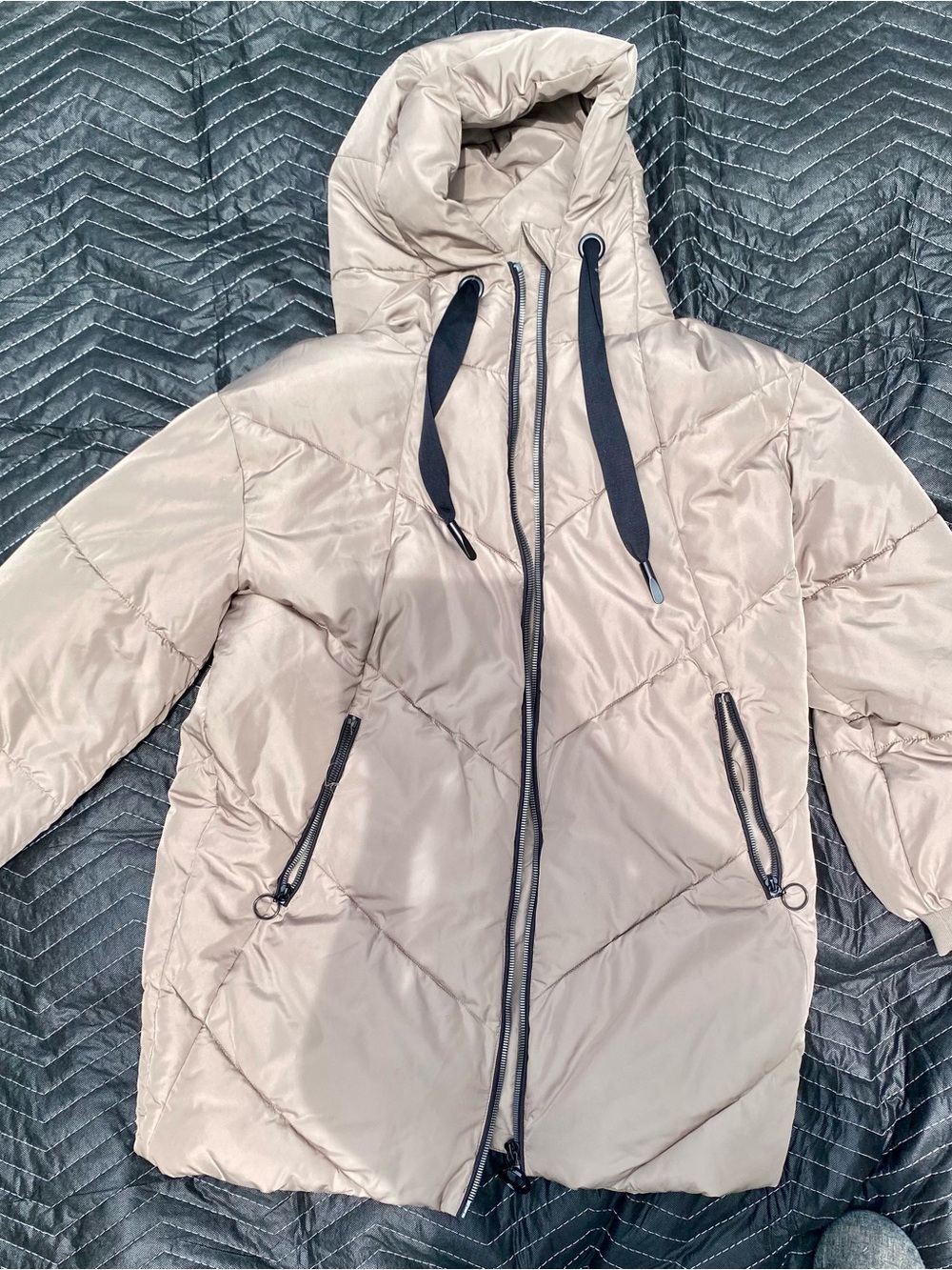 Zara Light Beige Quilted Hooded Puffer Jacket with Contrast Drawcords